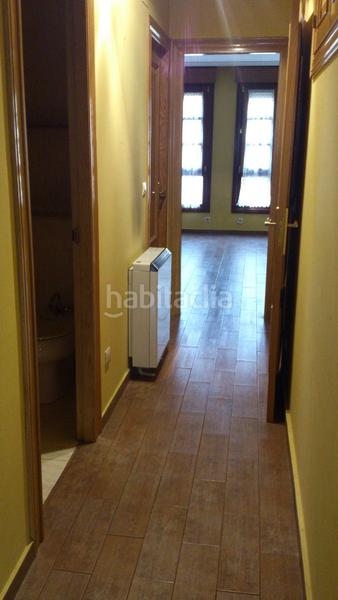 Foto 77b7c9e1-9f02-4e88-ae1d-49cfb718b0c3. Casa adossada amb calefacció a Centro Avilés