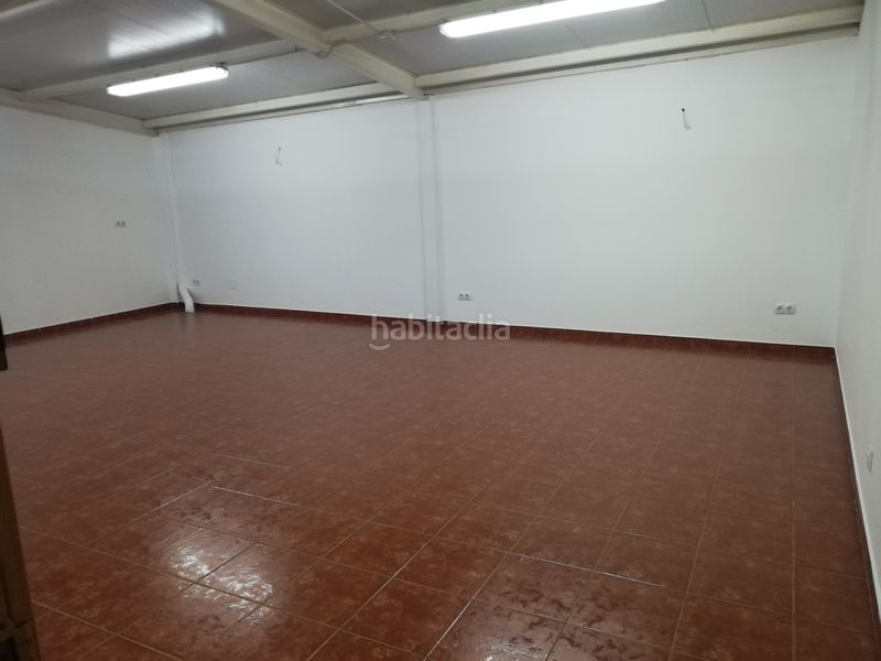 Foto 590ac424-1825-4604-acfd-a840ff3d12ea. Alquiler local comercial alquiler de local comercial . en Avilés