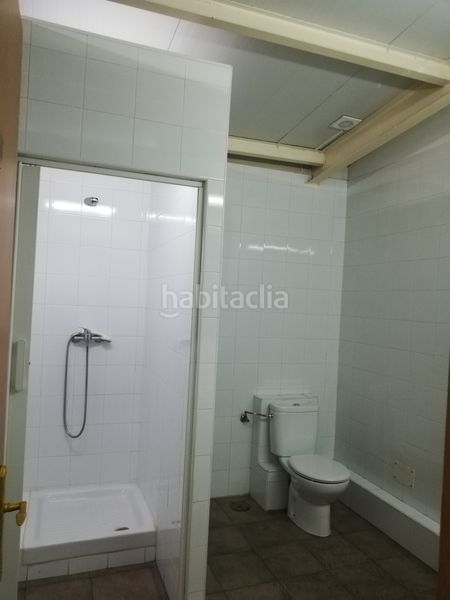 Foto bb1bb92d-0a1e-473f-815c-1309ef2d757c. Alquiler local comercial alquiler de local comercial . en Avilés