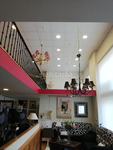 Foto 281c57fb-a4b2-44ab-a4e9-aed266732e85. Rent business premise in Versalles Avilés