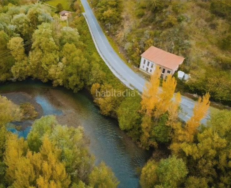 Foto 21e5de22-79cd-4f96-b577-b4e30cb32872. Casa in Quirós