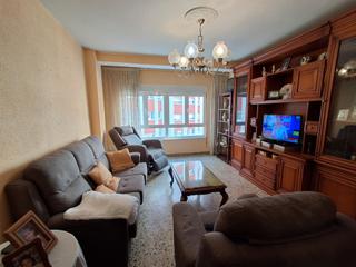 Etagenwohnung  Avenida portugal. Venta de piso. el carbayedo. avilés.