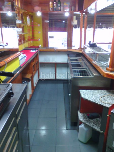 Foto d305085a-c0b5-425e-9083-4c18ef0a6ae1. Local comercial a Centro Avilés
