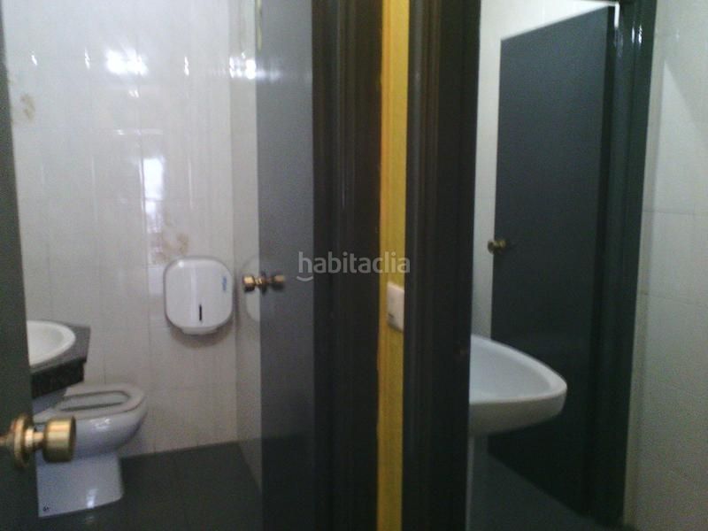 Foto e5708984-89b4-4145-819a-2f211ef4fc1d. Local comercial a Centro Avilés