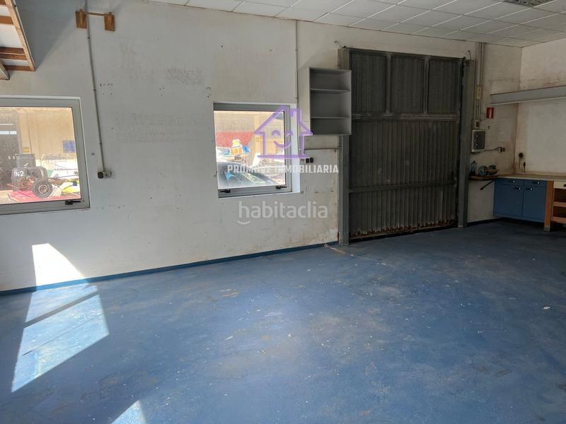 Foto d5d8957f-fd86-40c8-a9b2-bd6f5de25a17. Location bâtiment à usage industriel dans Suevos Arteixo