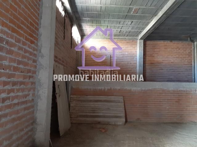 Foto 1376f141-7a80-40dd-8a48-bf1e9eb7cb99. Local comercial a Zas