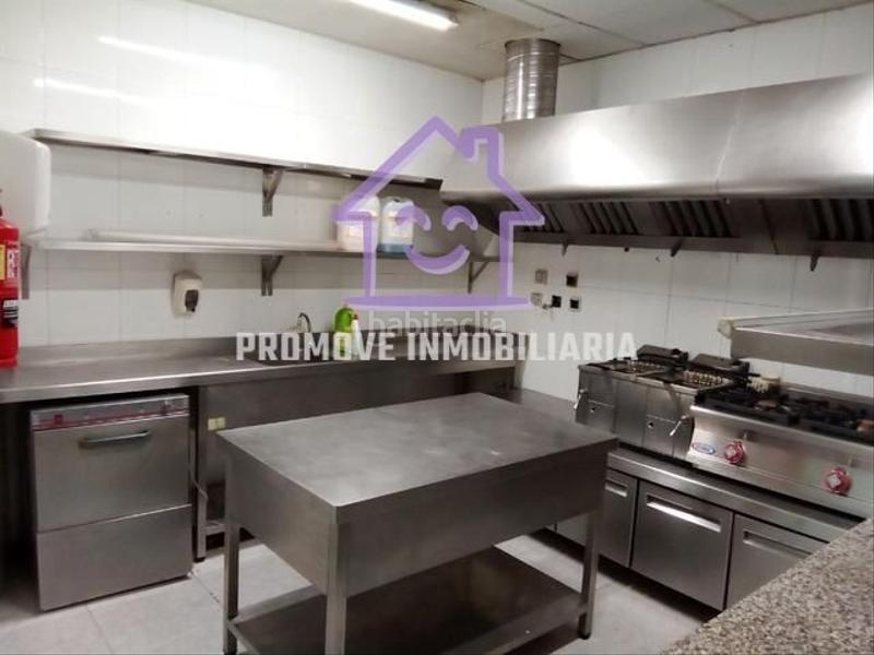 Foto 0239f2be-3542-404f-93d1-873403877fe7. Local comercial en venta y con 200 m2. en Oseiro Arteixo