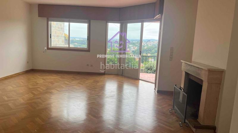Foto e062339d-1d55-4840-b419-72ddc251fe6a. Rent semi detached house with heating parking pool in Culleredo