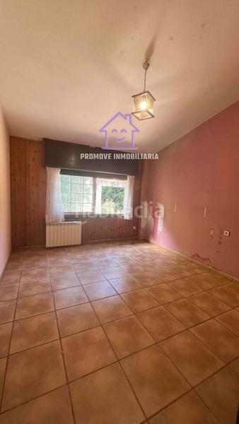 Foto 11ec42dc-95a8-4421-8311-1f3c1e87a96a. Casa preciosa vivienda con apartamentos para construir en Arteixo
