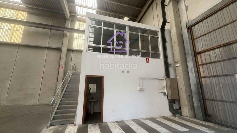 Foto 7c085b54-4199-401f-923f-591e7f03d240. Affitto capannone industriale in Oseiro Arteixo