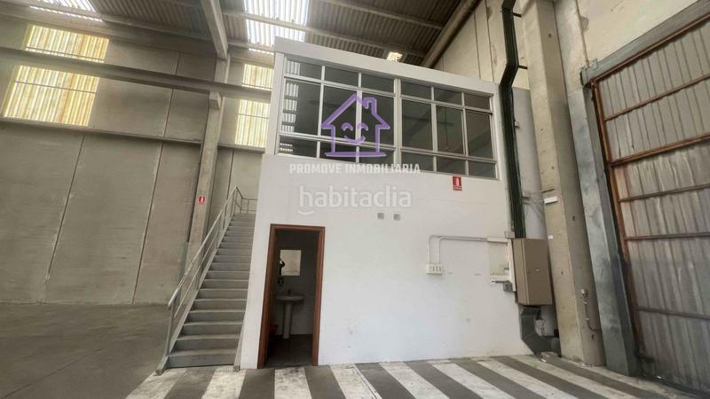 Foto 9c7ccd7c-d1d2-4bb8-8fd0-a7f90af083e7. Affitto capannone industriale in Oseiro Arteixo