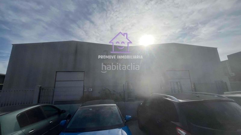 Foto c8cd292c-51e3-429c-9c79-3b7d692eb764. Rent industrial building in Oseiro Arteixo
