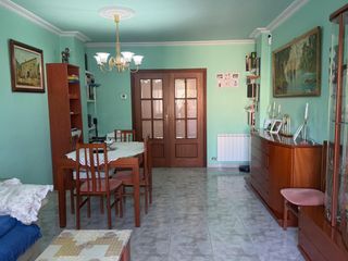 Flat in Rocafonda. Piso de 125 m 3 habitaciones, reformado y ascensor.