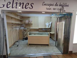 Local Comercial en Rúa Real 84