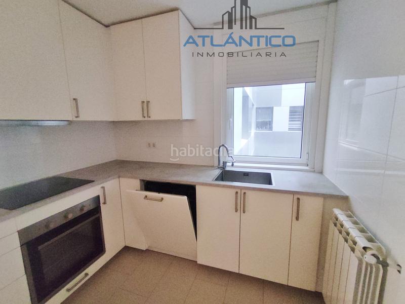 Foto ccfb030a-fed9-4989-89d6-458156763e32. Piso  en venta en la avenida lamadosa, muy luminoso y en un edificio de reciente construcción. en Coruña (A)