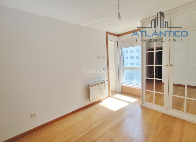 Foto d4d837ca-2549-4f37-ac65-d321d44c6734. Piso  en venta en la avenida lamadosa, muy luminoso y en un edificio de reciente construcción. en Coruña (A)