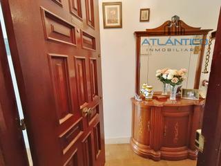 Appartement  Rúa san andrés. Piso con galería en pleno centro!