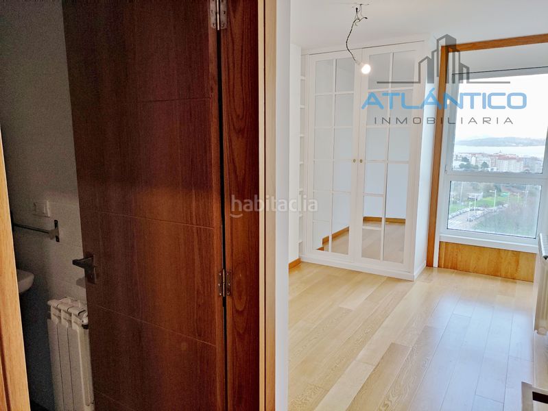 Foto d93fe29b-bc1d-434c-95a4-0c12da529bf5. Rent flat with heating parking in Eirís Coruña (A)