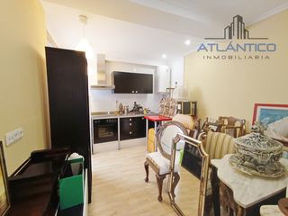 Erdgeschoss  Rúa de zapatería 10. Bonito bajo vivienda en pleno centro de la ciudad vieja