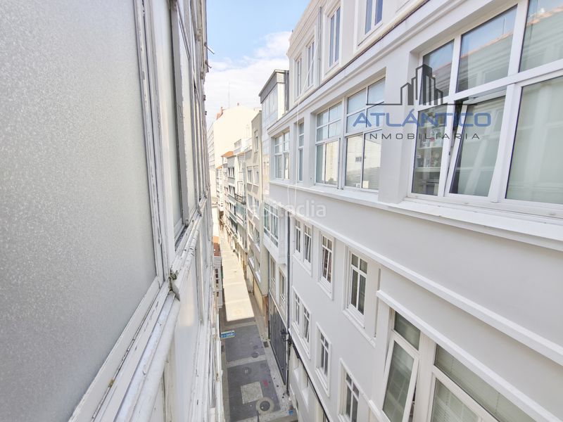 Foto 6a854ee0-466e-49a6-b5a9-4b2e42fc090a. Rent flat in Ciudad Vieja Coruña (A)