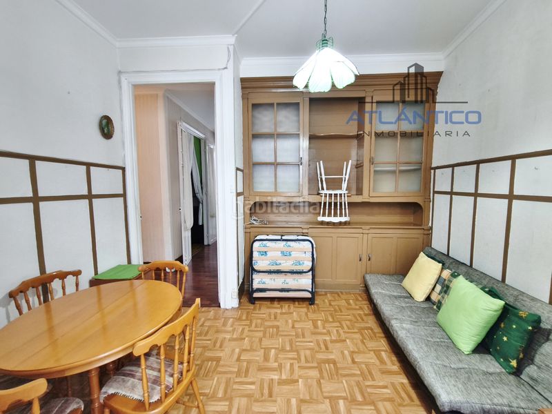 Foto f92a86a2-de23-4eae-bb25-d8e276aff452. Rent flat in Ciudad Vieja Coruña (A)