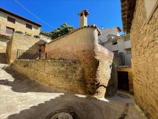 Maison à Uncastillo. Se vende casa de piedra en uncastillo, villa declarada conjunto