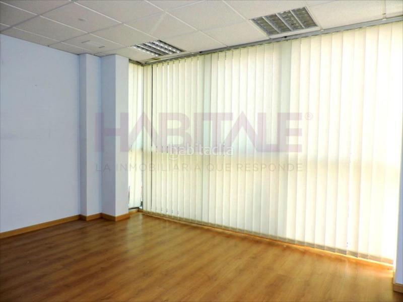 Foto f2da3551-de56-4b2f-a113-b6bdd83ad6f8. Edifici a Ejea de los Caballeros