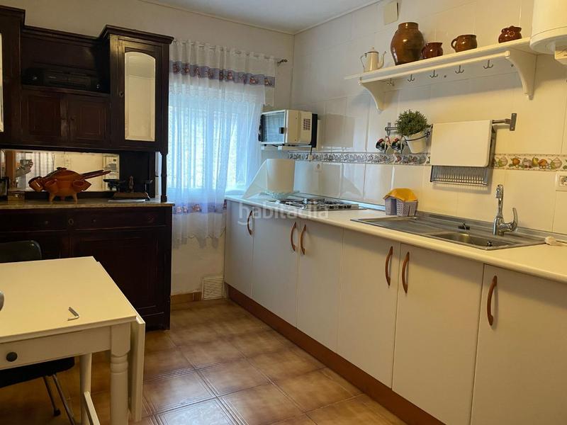 Foto 660b0c5c-ae41-4626-9c51-7e44e09f47f8. Casa aparellada a Ejea de los Caballeros