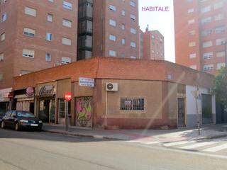 Location Local commercial  Fray luis urbano 27 27. Se alquila local de unos 50 m2 aproximadamente en la calle fray