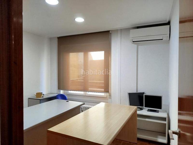 Foto f54bea88-f046-4251-8de8-b32ccc1eb575. Piso en zurita en excelente ubicación , junto al Paseo Independencia, se vende esplendida vivienda en calle jerónimo zurita.destaca po en Zaragoza