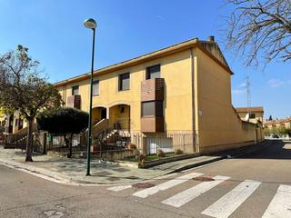 Casa en Ejea de los Caballeros. Probolar tiene el placer de presentar esta increíble vivienda en