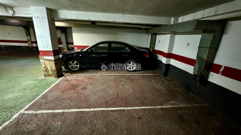 Foto e0b83af7-61eb-4e58-a2db-3459405b75dc. Aparcament cotxe a La Almozara Zaragoza