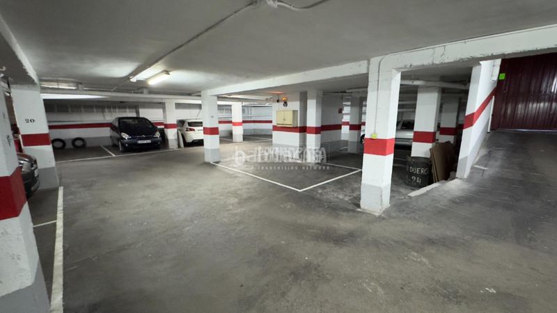 Foto 0b605c7d-8c92-46ba-a8e8-cafad712bcfc. Aparcament cotxe a La Almozara Zaragoza