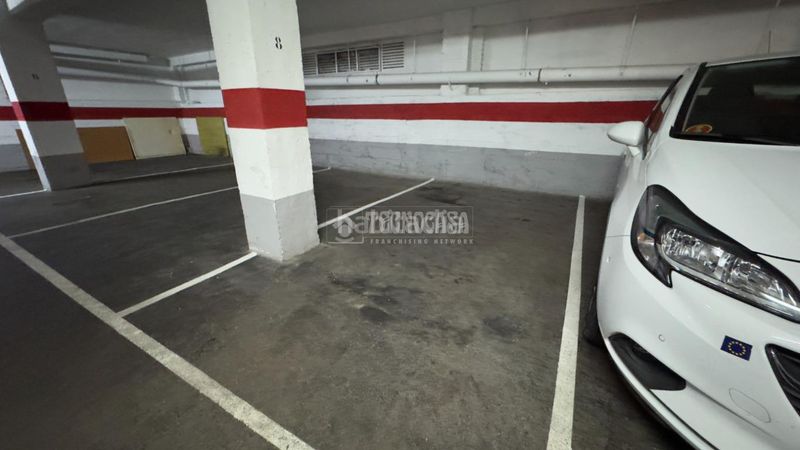 Foto 15a91d5f-ca90-4340-ac04-f6c6f4a0967d. Aparcament cotxe a La Almozara Zaragoza