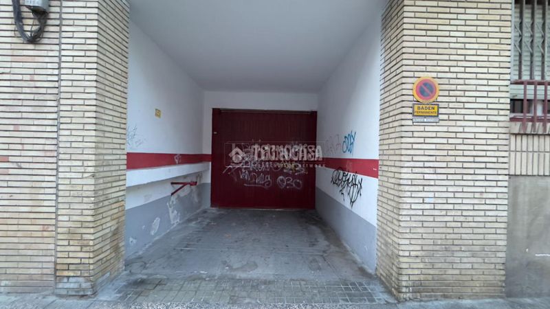 Foto 5da4cb6a-ebda-4d0d-82b4-9f29f7a0cc38. Aparcament cotxe a La Almozara Zaragoza