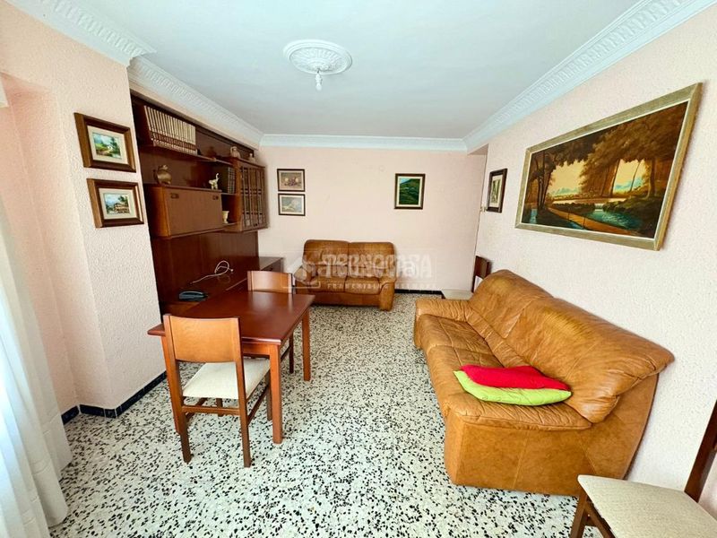 Foto 0fa3abb2-1199-4a31-955d-3a5460a0485a. Piso  en venta en La Almozara Zaragoza