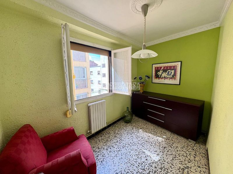 Foto 1fe19e1d-e03a-498a-b764-748ba707bed0. Piso  en venta en La Almozara Zaragoza