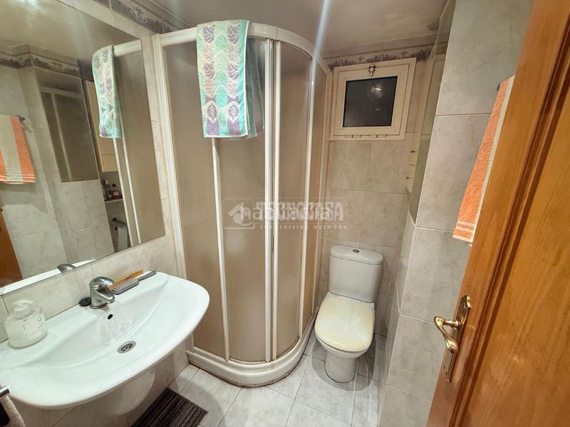 Foto 3eaa39fe-76c2-4a50-9b02-a496f0316f16. Pis amb calefacció a La Almozara Zaragoza