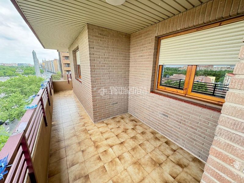 Foto be2d9fd3-f856-4fb8-b2f7-9f5c8ca9e0dc. Pis amb calefacció aparcament a La Almozara Zaragoza