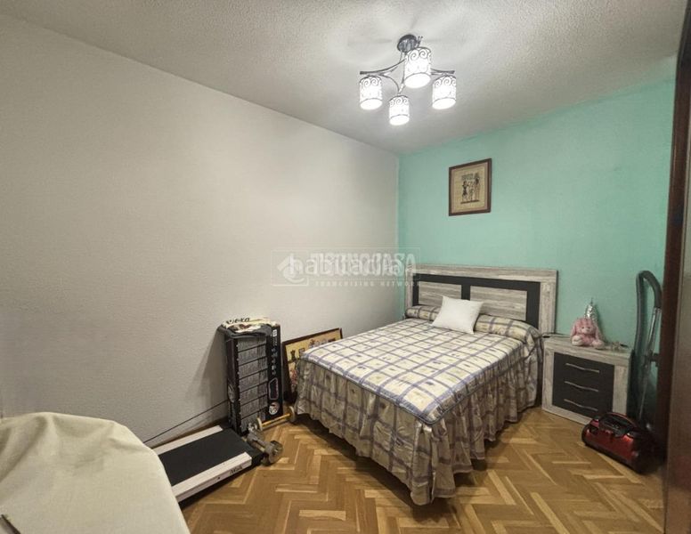 Foto 7c16ddf1-00ee-4d71-9eb1-7c71aea91653. Pis amb calefacció a Juncal Torrejón de Ardoz