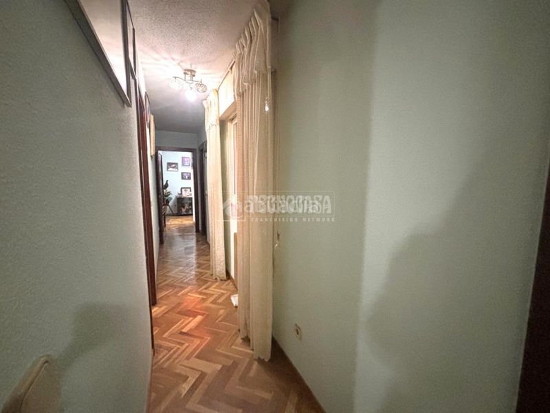 Foto e8dbd3c7-4755-48d0-85fd-746b9b64bc99. Pis amb calefacció a Juncal Torrejón de Ardoz