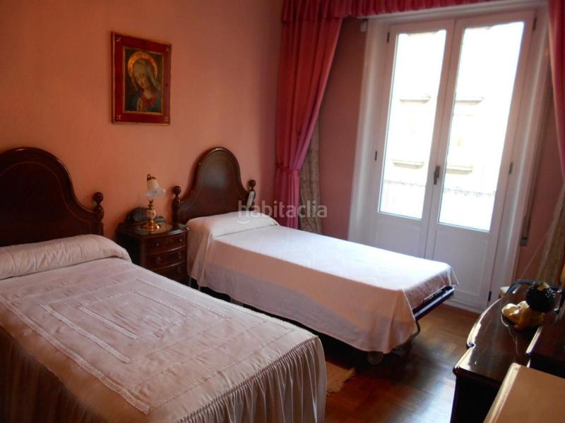 Foto eb7ab8bf-5fa4-417e-b17a-dade1e9f4a4c. Appartement avec parking dans Centro Ourense