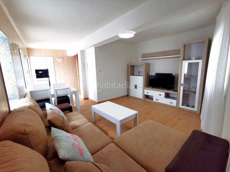 Foto 3e3b580f-7e3c-4788-a041-8072d555b679. Ático piso bonito en venta con terraza y vistas al mar en Sanxenxo