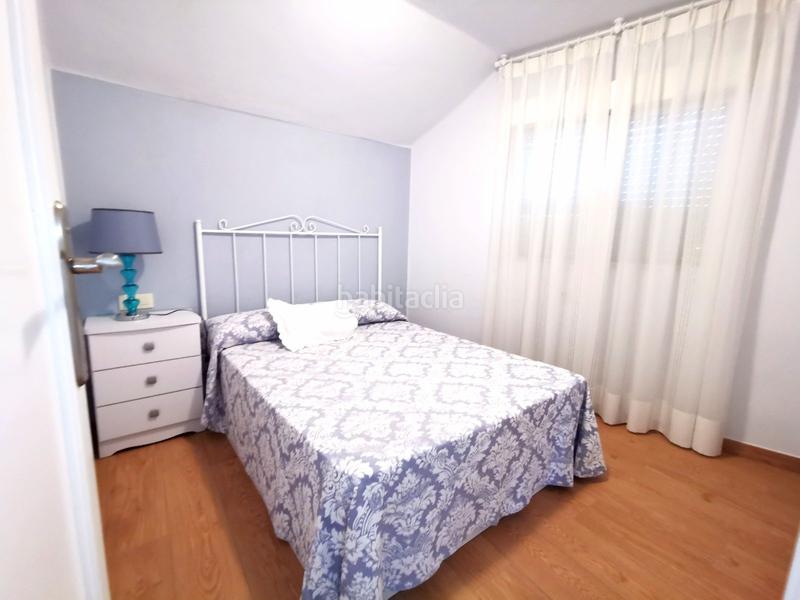Foto feb3a75d-91ff-480e-918a-063b2567d5f8. Ático piso bonito en venta con terraza y vistas al mar en Sanxenxo