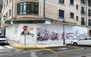 Local commercial  Calle porto do rio. Se vende bajo comercial amplio en caldas de reis