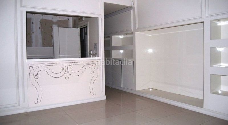 Foto 405ef4e6-3145-47e7-82c5-13a13de837ba. Lloguer local comercial a Centro Ourense