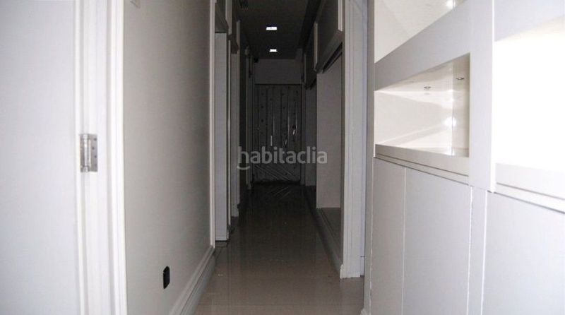 Foto eb6d1897-b5eb-49c8-a2c0-bb699b4e5ed1. Lloguer local comercial a Centro Ourense