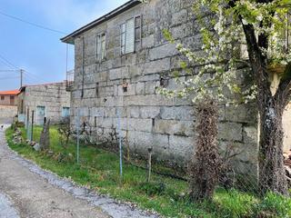 Casa a Allariz. Casa de piedra  con terreno para rehabilitar