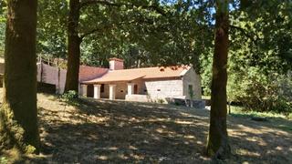 Casa a Ponteareas. Casa  con finca eventos