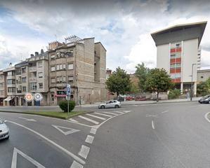 Edifici a Centro. Edificio al lado del centro